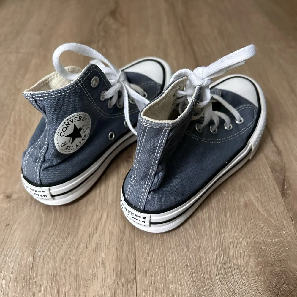 Girls Blue Platform Converse